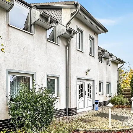 Ferienwohnung Trassenheide Apartamento *